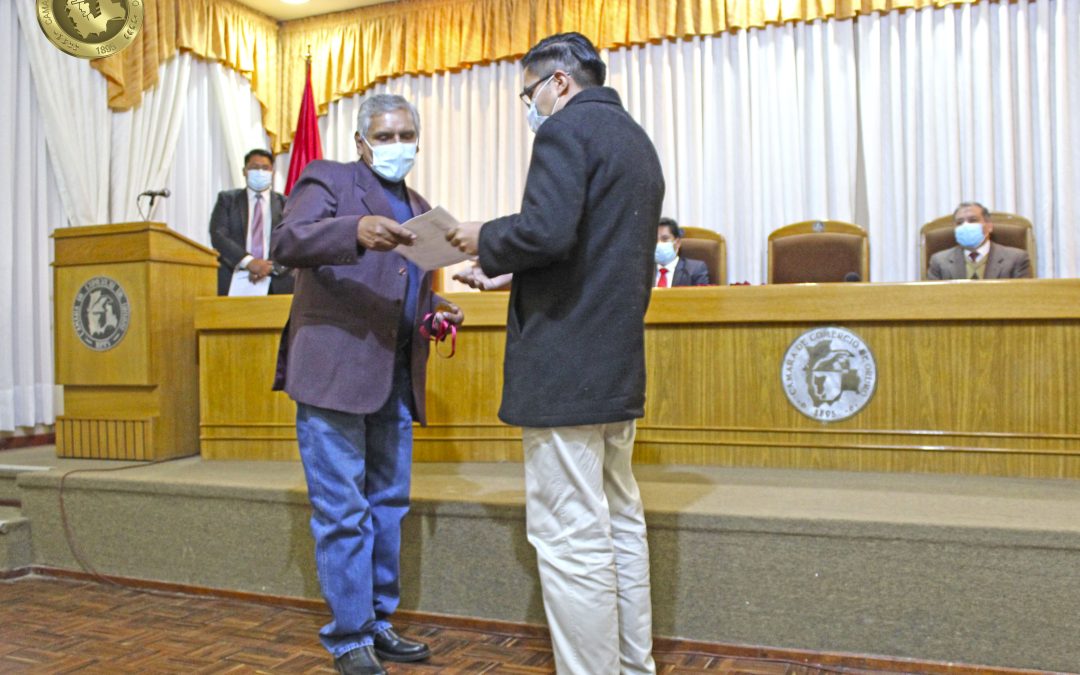 Cámara de Comercio de Oruro recibe Reconocimiento en mérito a la Importante Trayectoria Institucional por parte de Movimiento Ciudadano “Juan Mendoza”