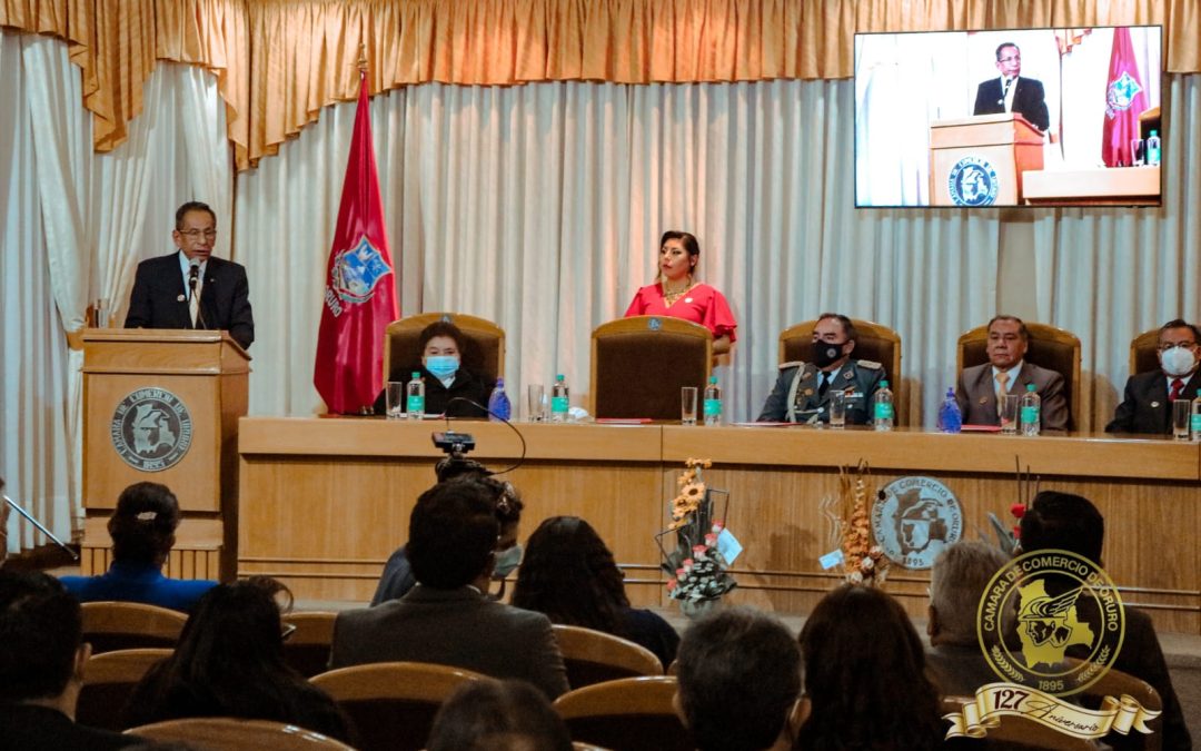 Video: Acto solemne en conmemoración a los CXXVII años del Aniversario de la Cámara de Comercio de Oruro