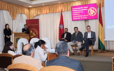 Conversatorio sobre Política Económica Analiza Desafíos y Oportunidades para el Desarrollo de Bolivia, Organizado por la Cámara de Comercio de Oruro